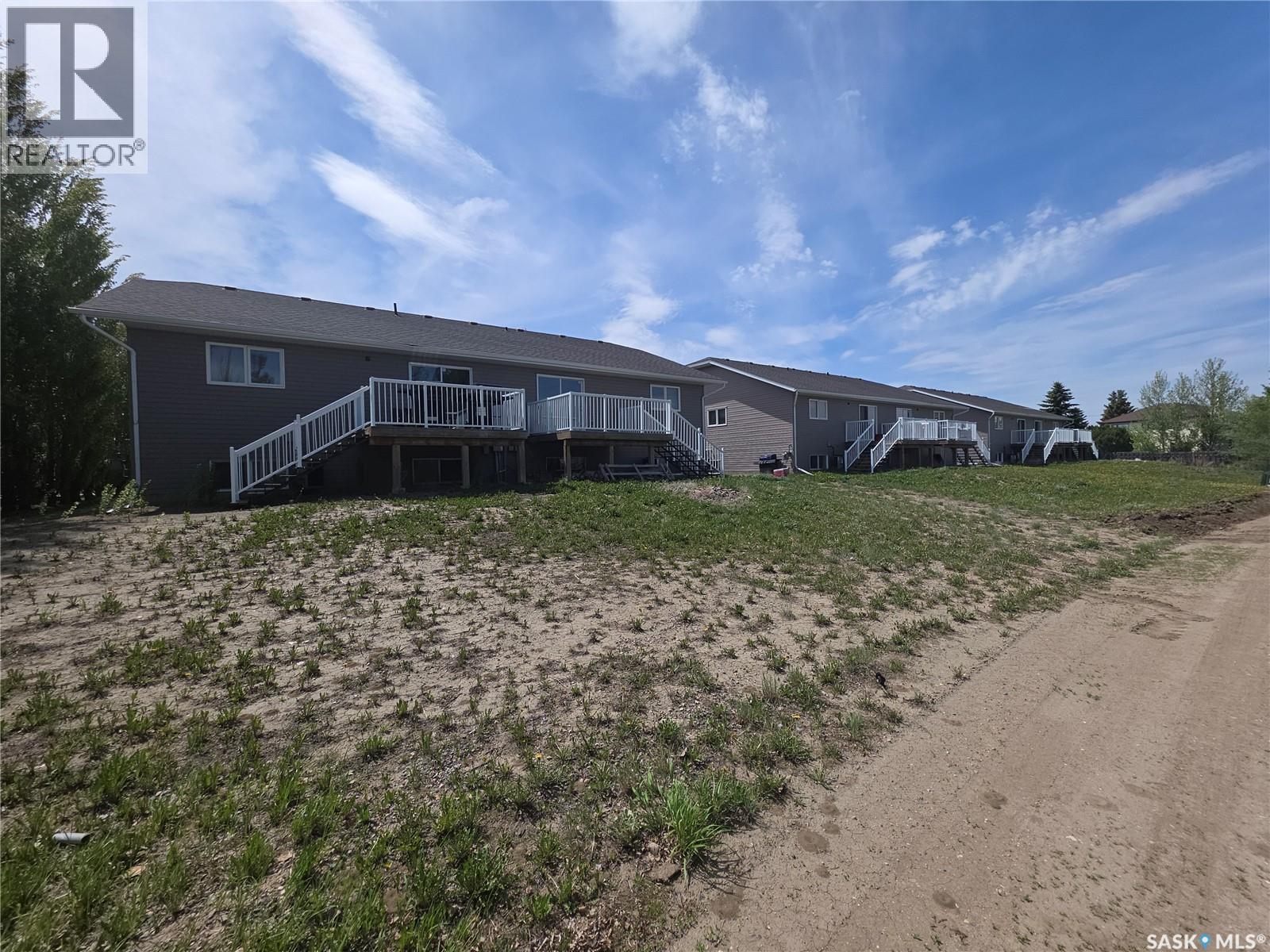 #714 Columbia AVENUE - 18