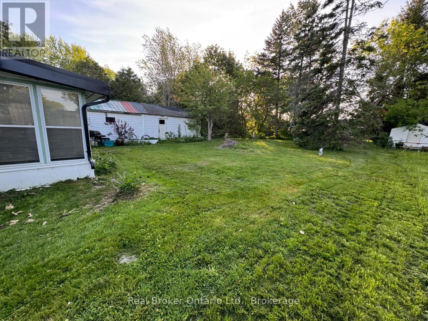 156 SILVER BIRCH CRESCENT - 18