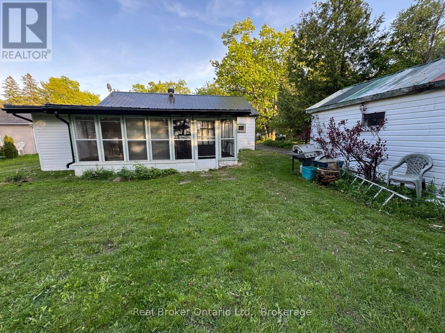 156 SILVER BIRCH CRESCENT - 16