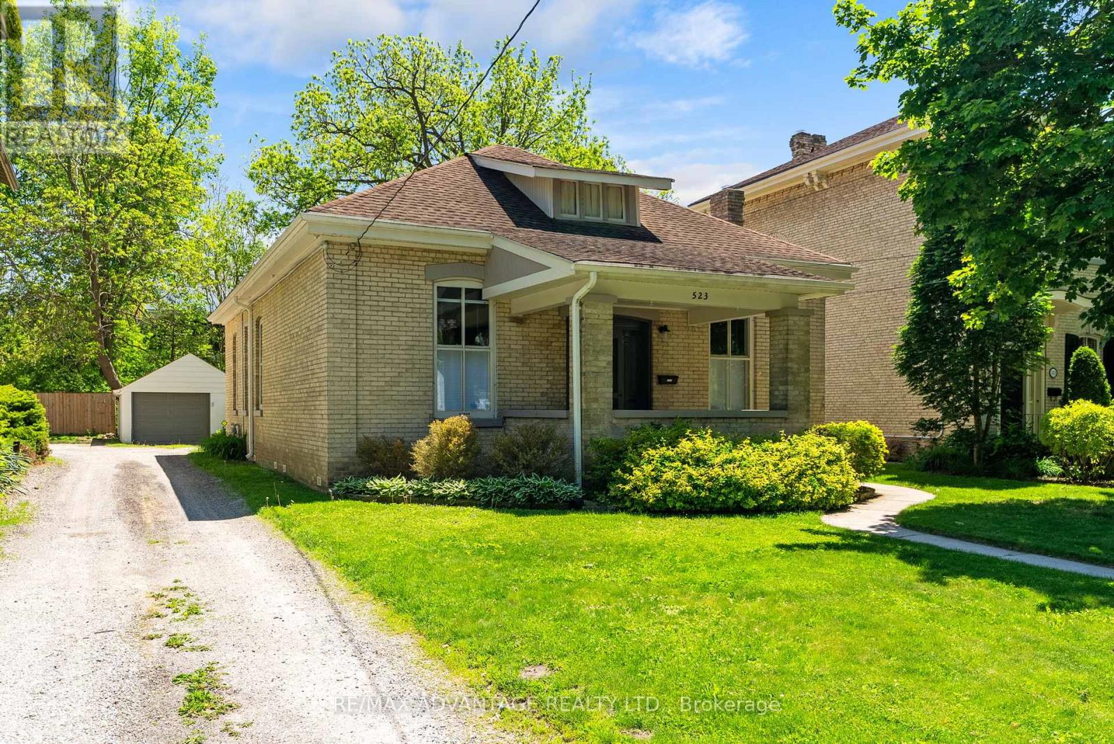 523 DUFFERIN AVENUE - Image 2