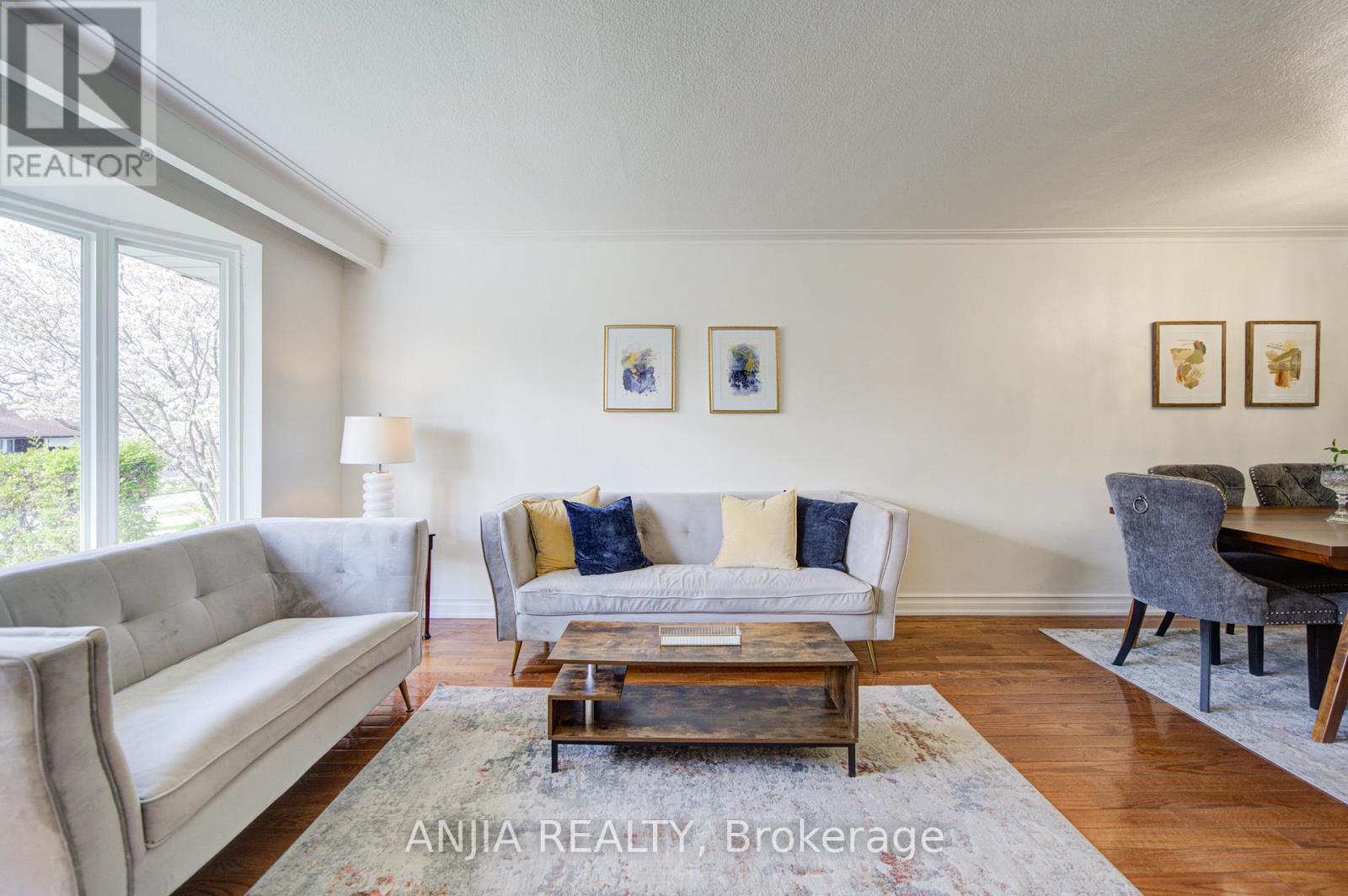 24 FRIAR TUCK ROAD - 21