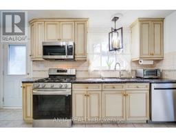24 Friar Tuck Road, Markham, ON L3P1L9 Photo 11