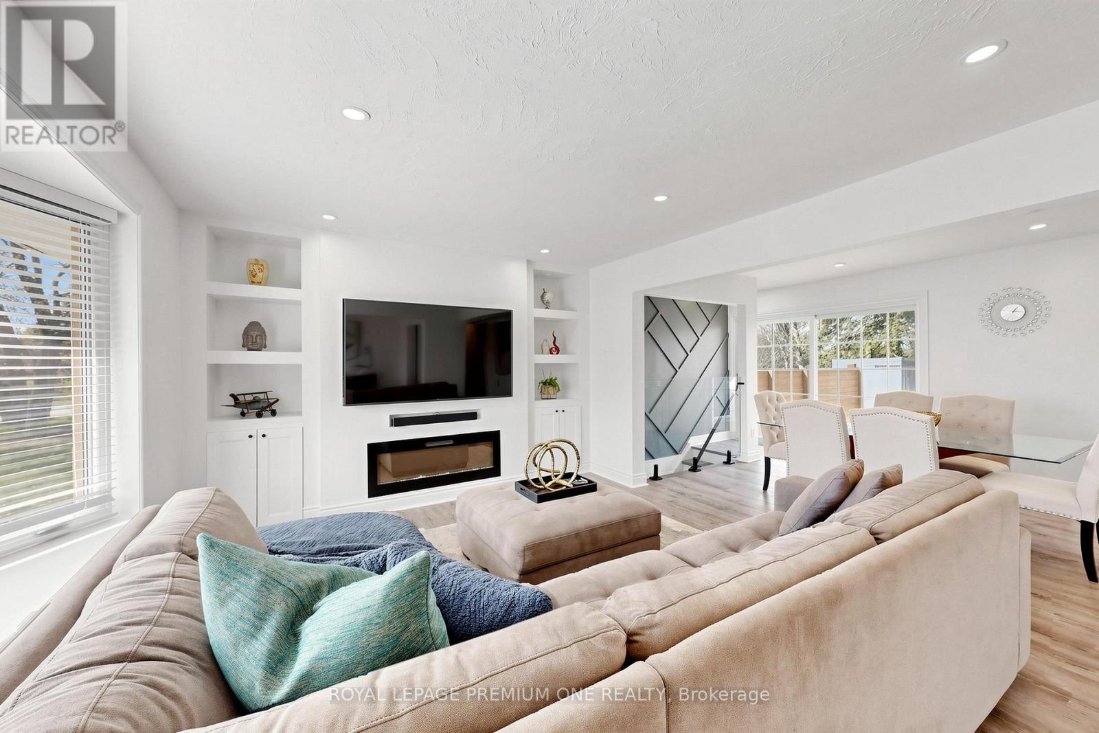 72 THORNTON AVENUE - 11