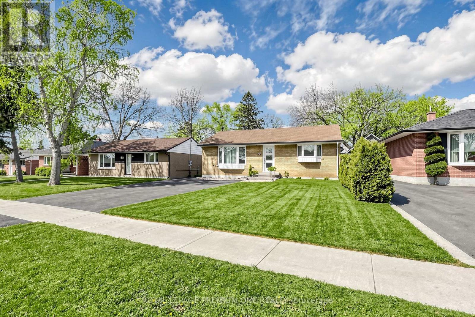 72 THORNTON AVENUE - Image 3