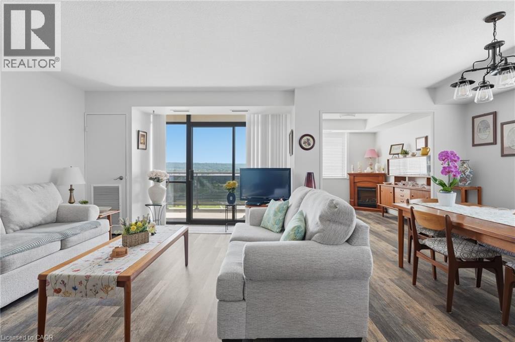 #1207 301 FRANCES Avenue - 4