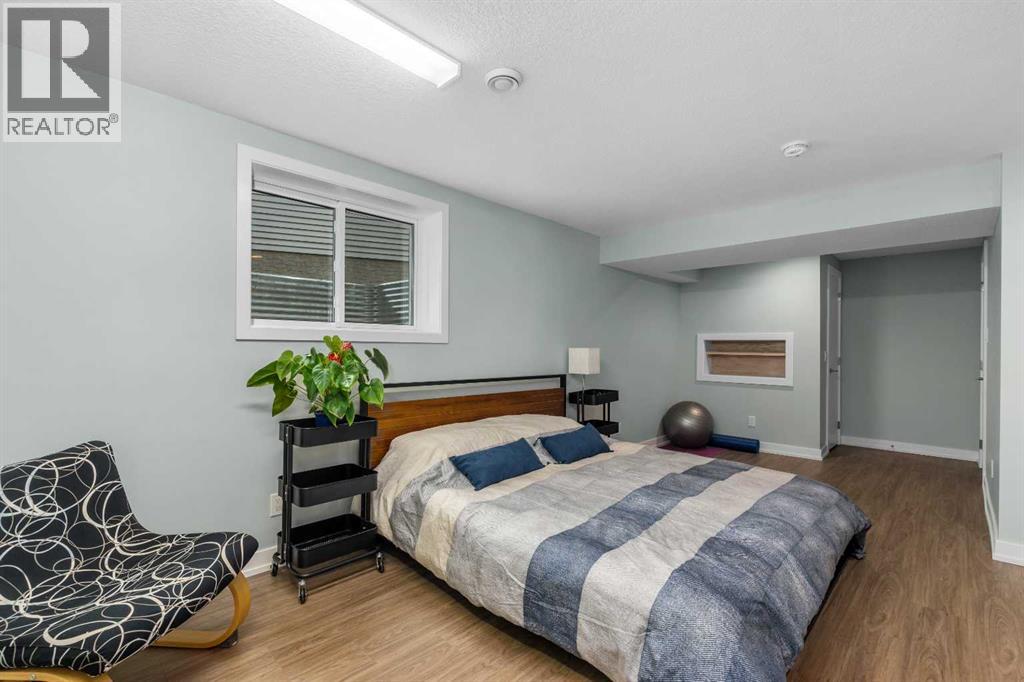 5689 Brenner Crescent NW - 33