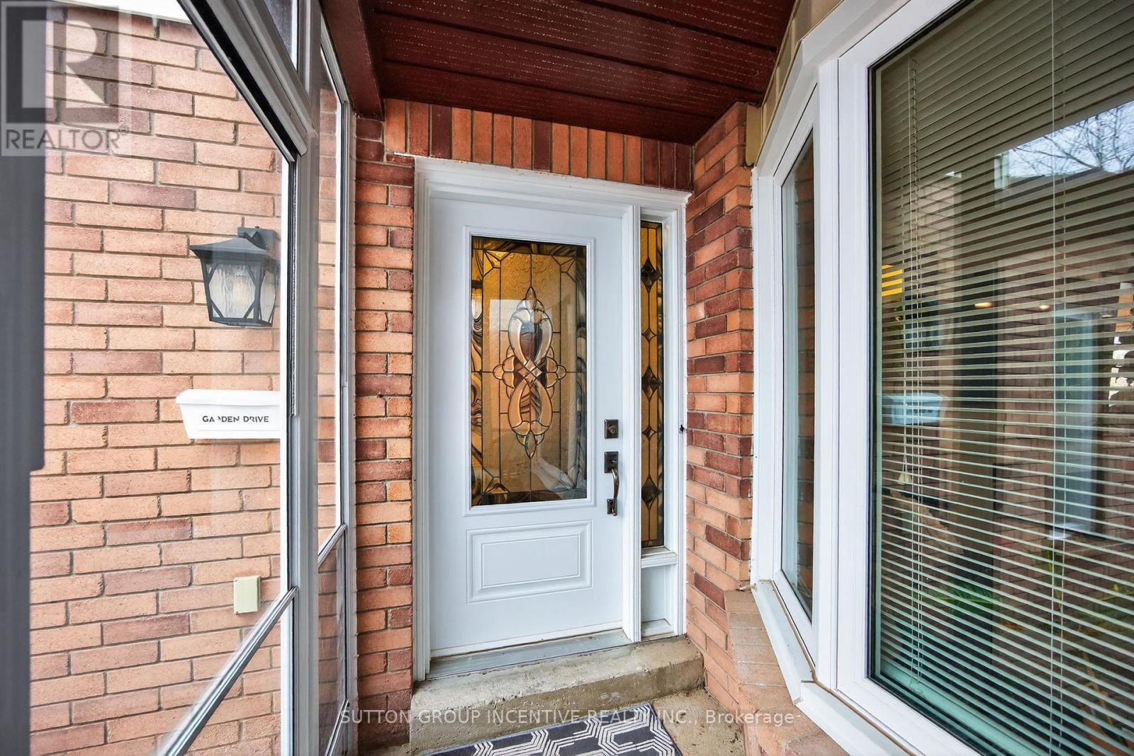 113 GARDEN DRIVE - 9