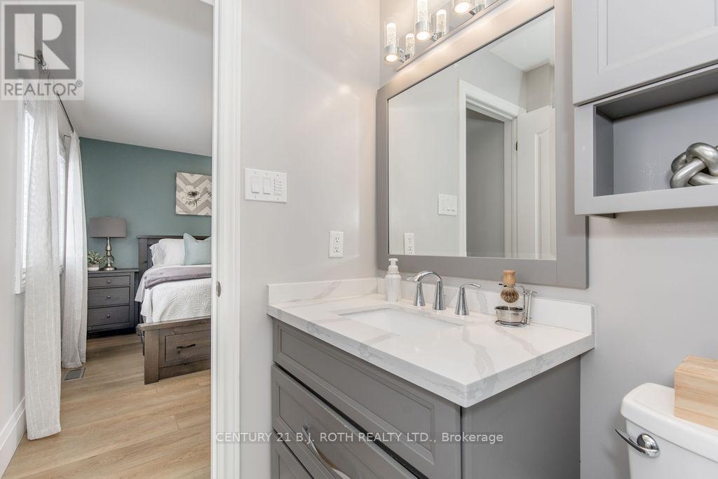 15 SUGARBUSH ROAD - 21