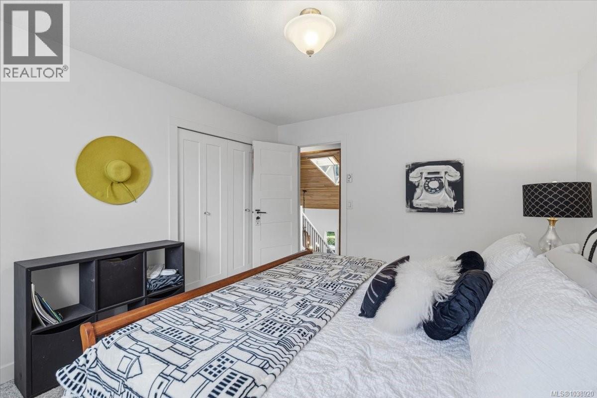 148 Summit Dr - 27