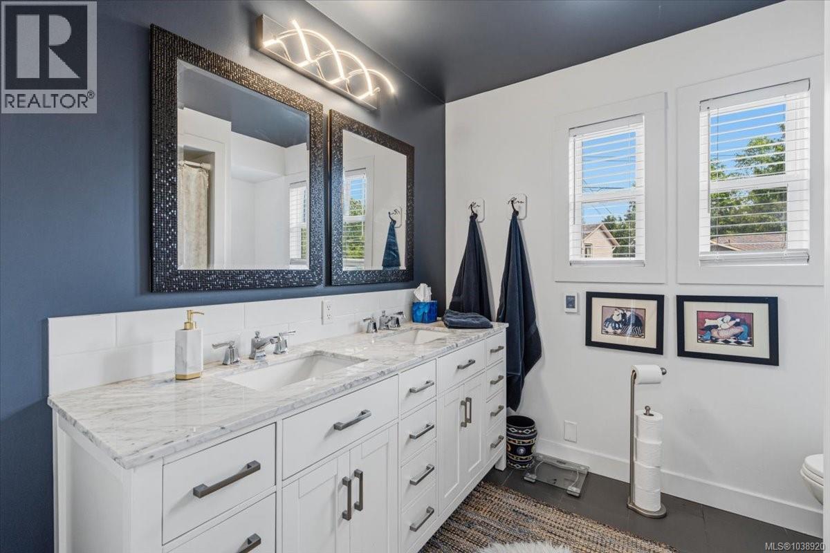 148 Summit Dr - 28