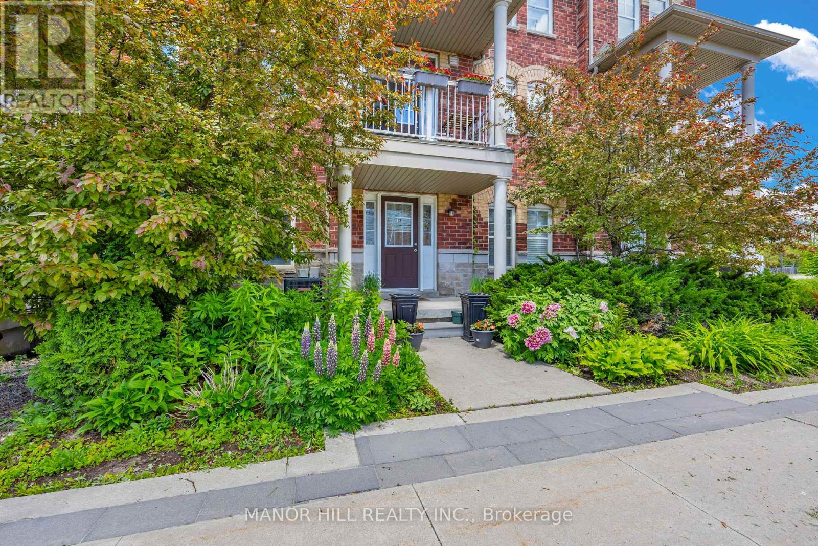 #12 10 PORTER AVENUE W - 38