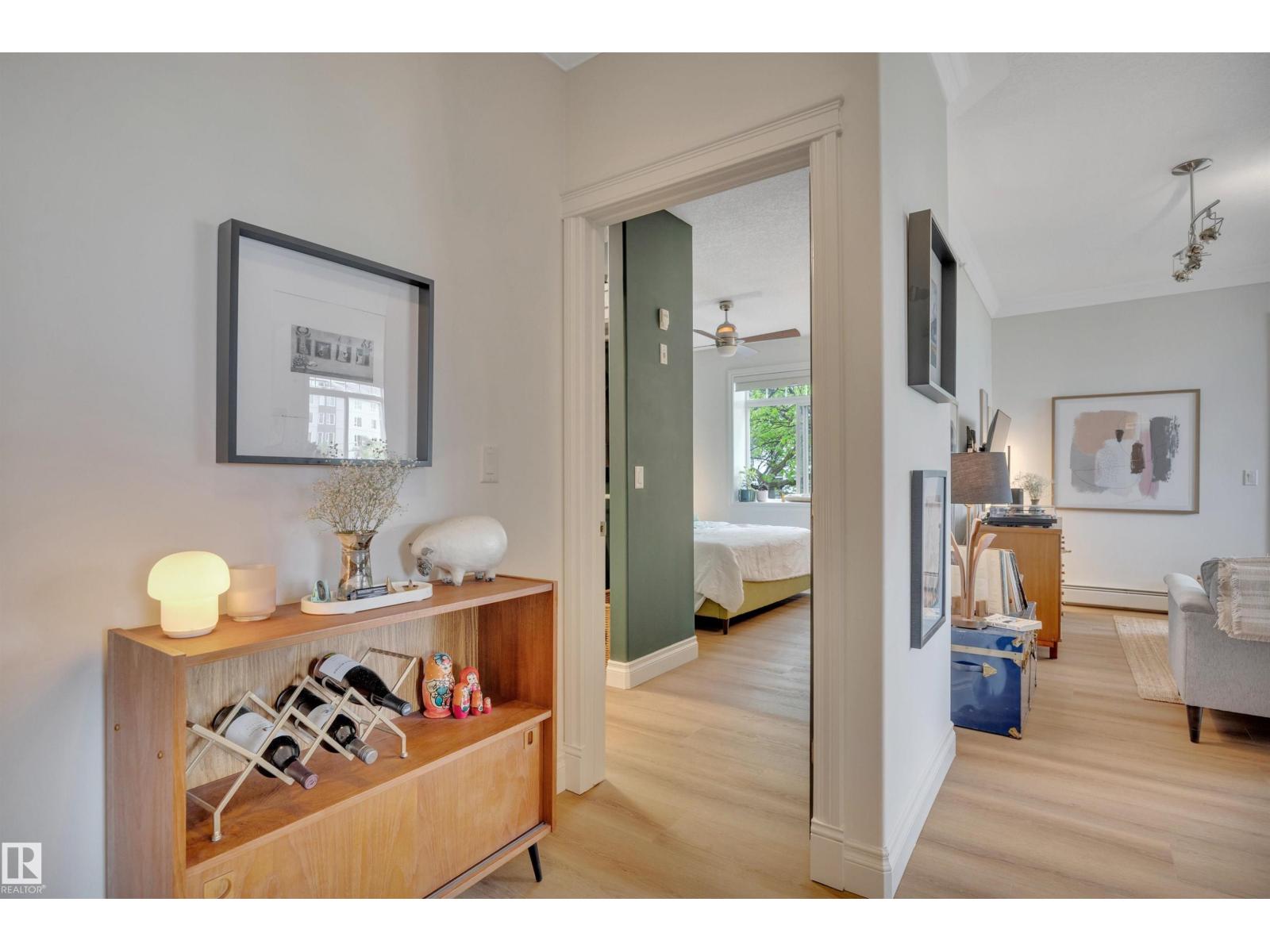 #305 8631 108 ST NW - 17