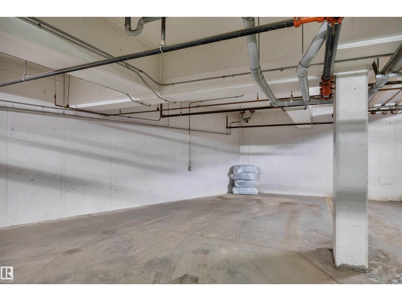 #305 8631 108 ST NW - 30