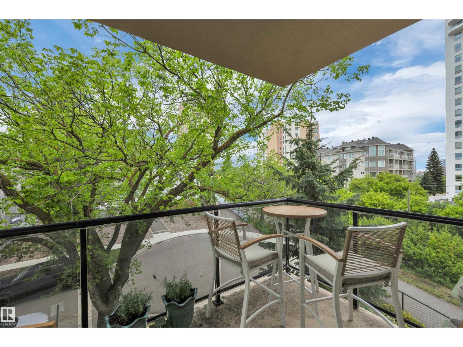 #305 8631 108 ST NW - 15