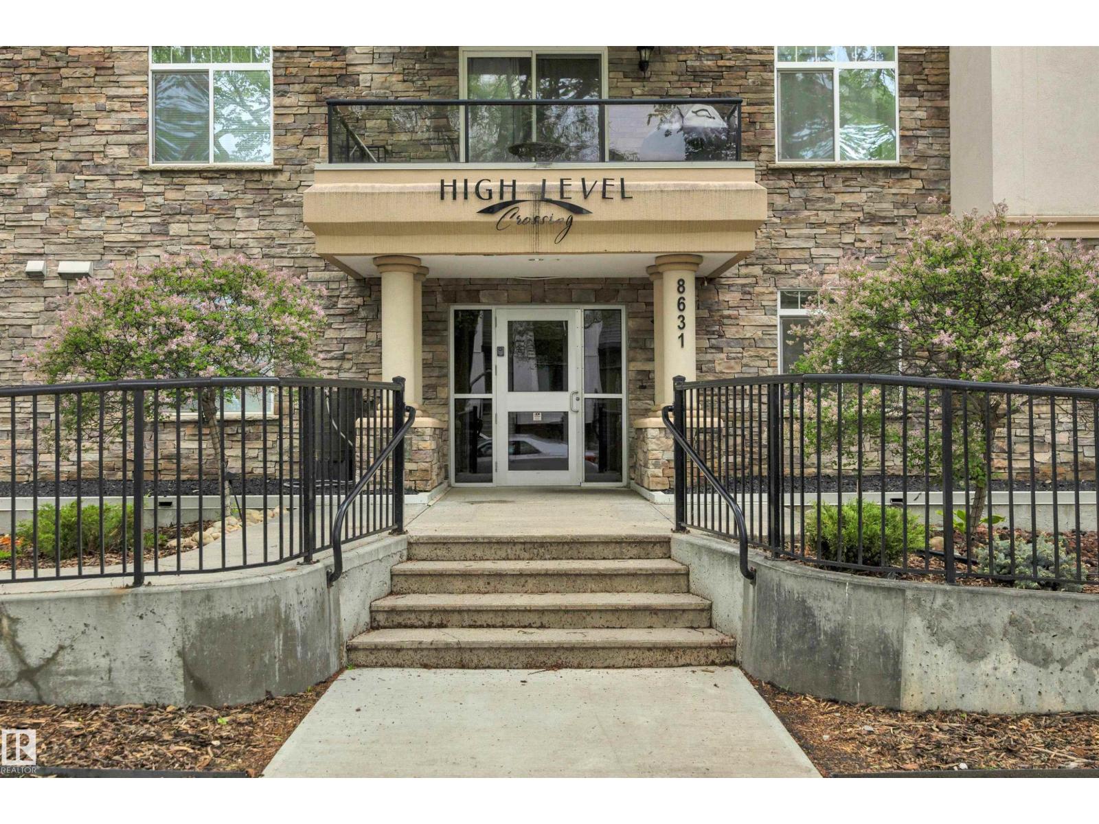 #305 8631 108 ST NW - 1