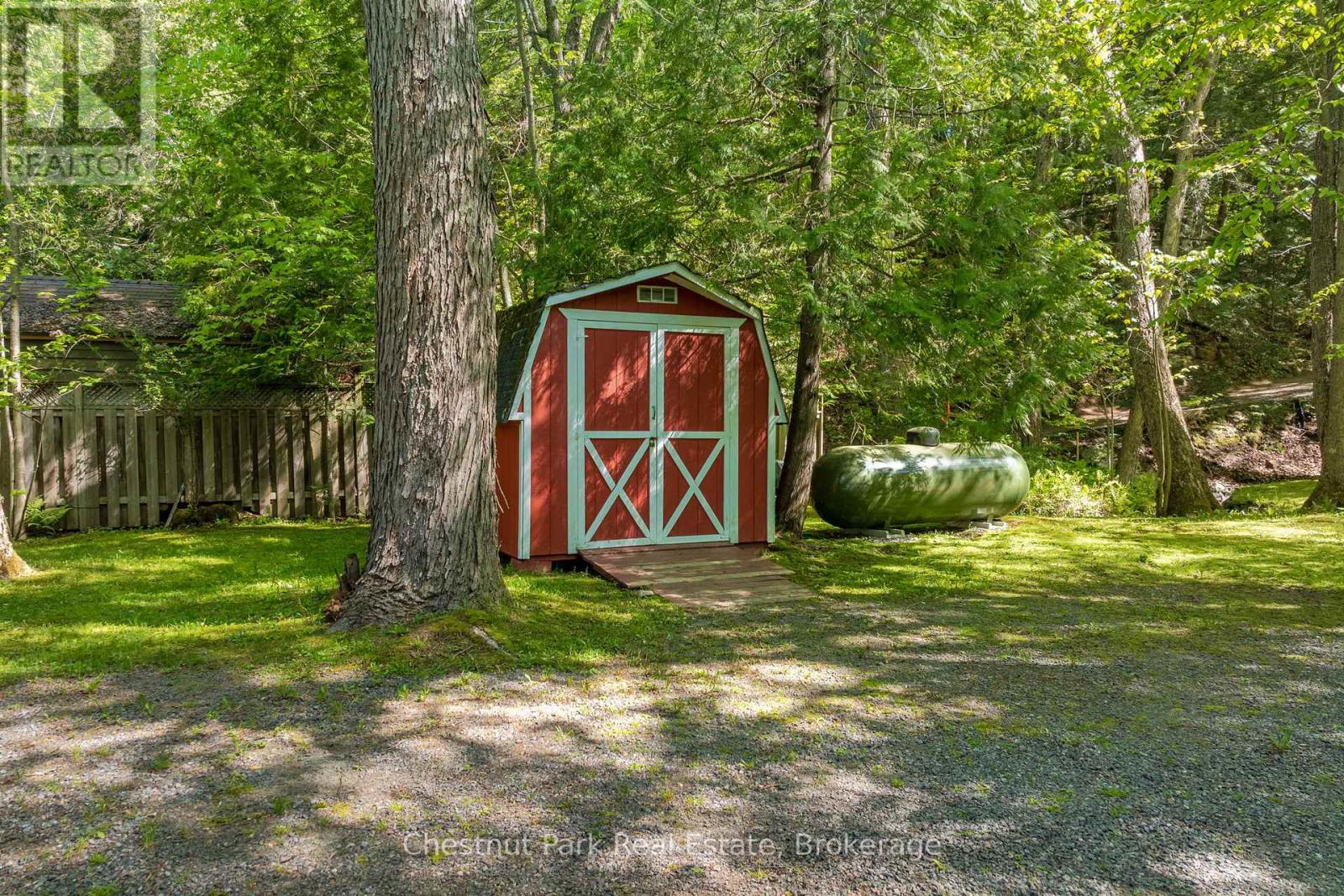23 BEAUMONT BAY ROAD - 33