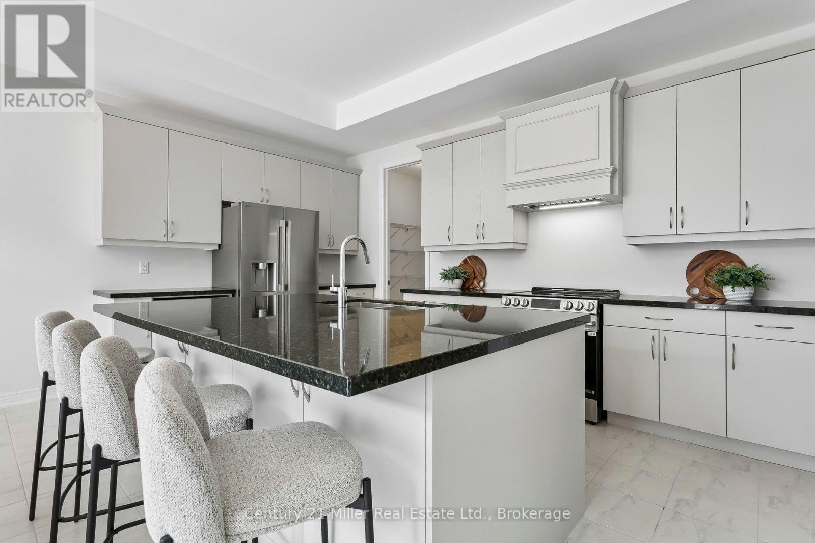 3266 MILLICENT AVENUE - 13