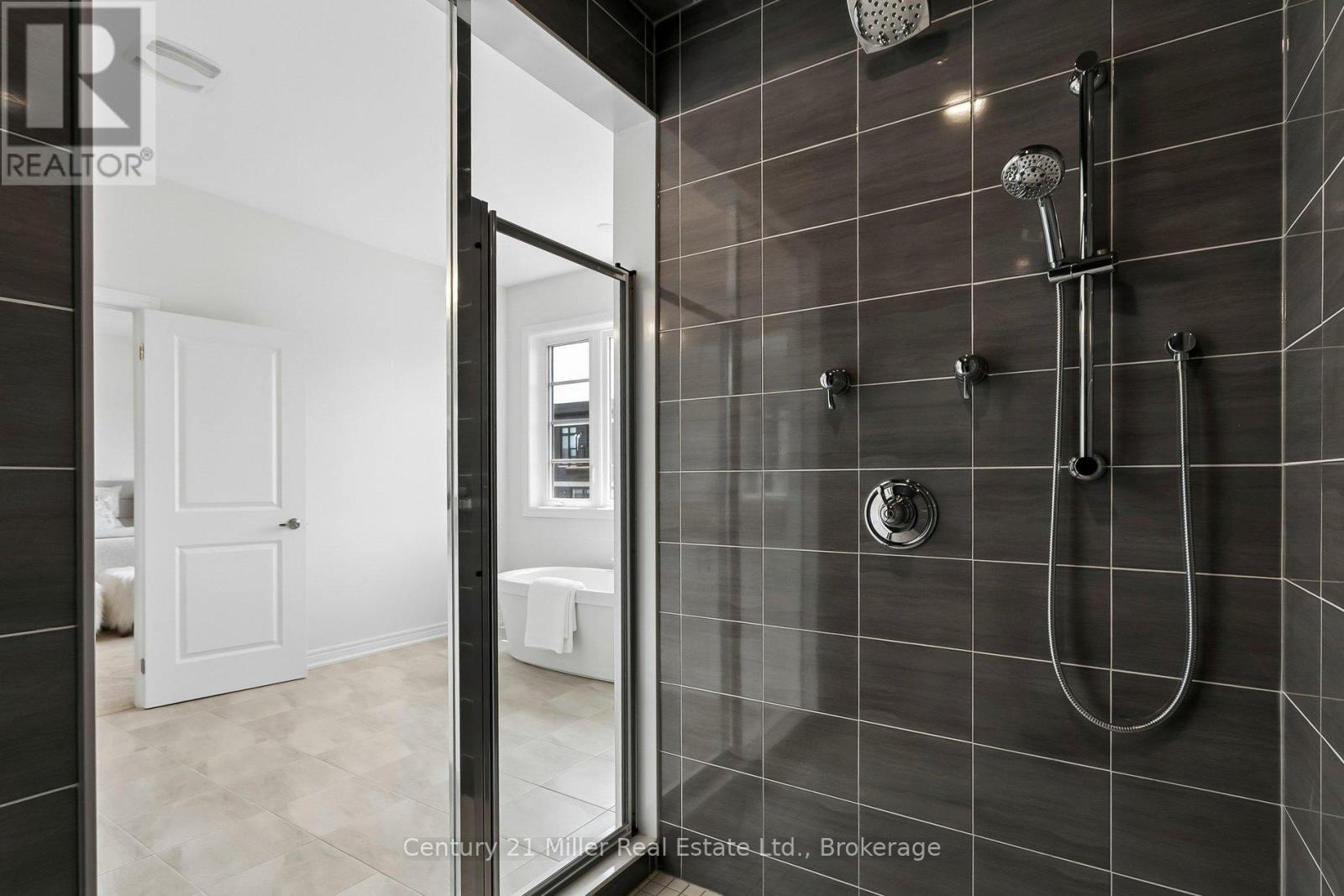 3266 MILLICENT AVENUE - 44