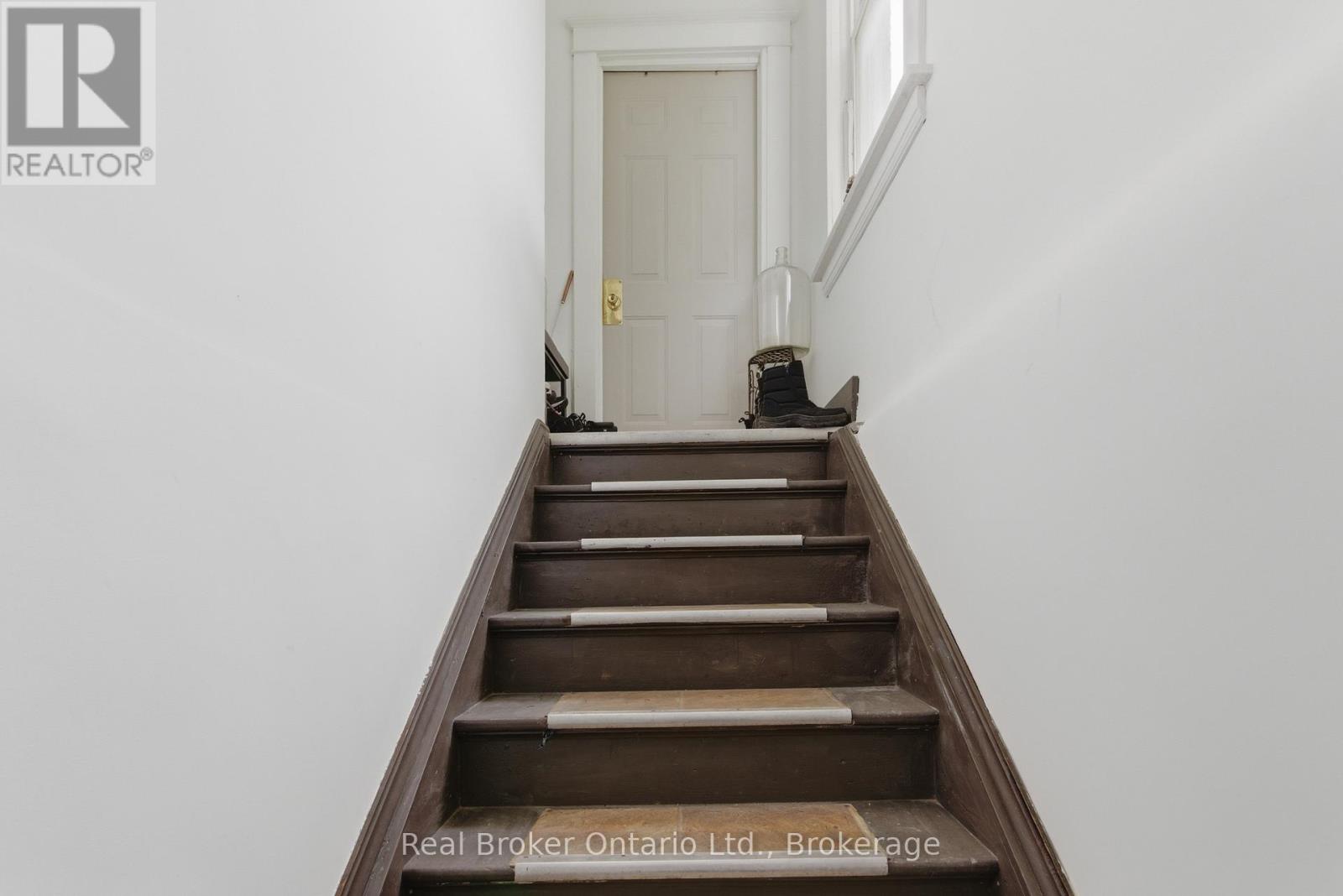 247 KING STREET - 11