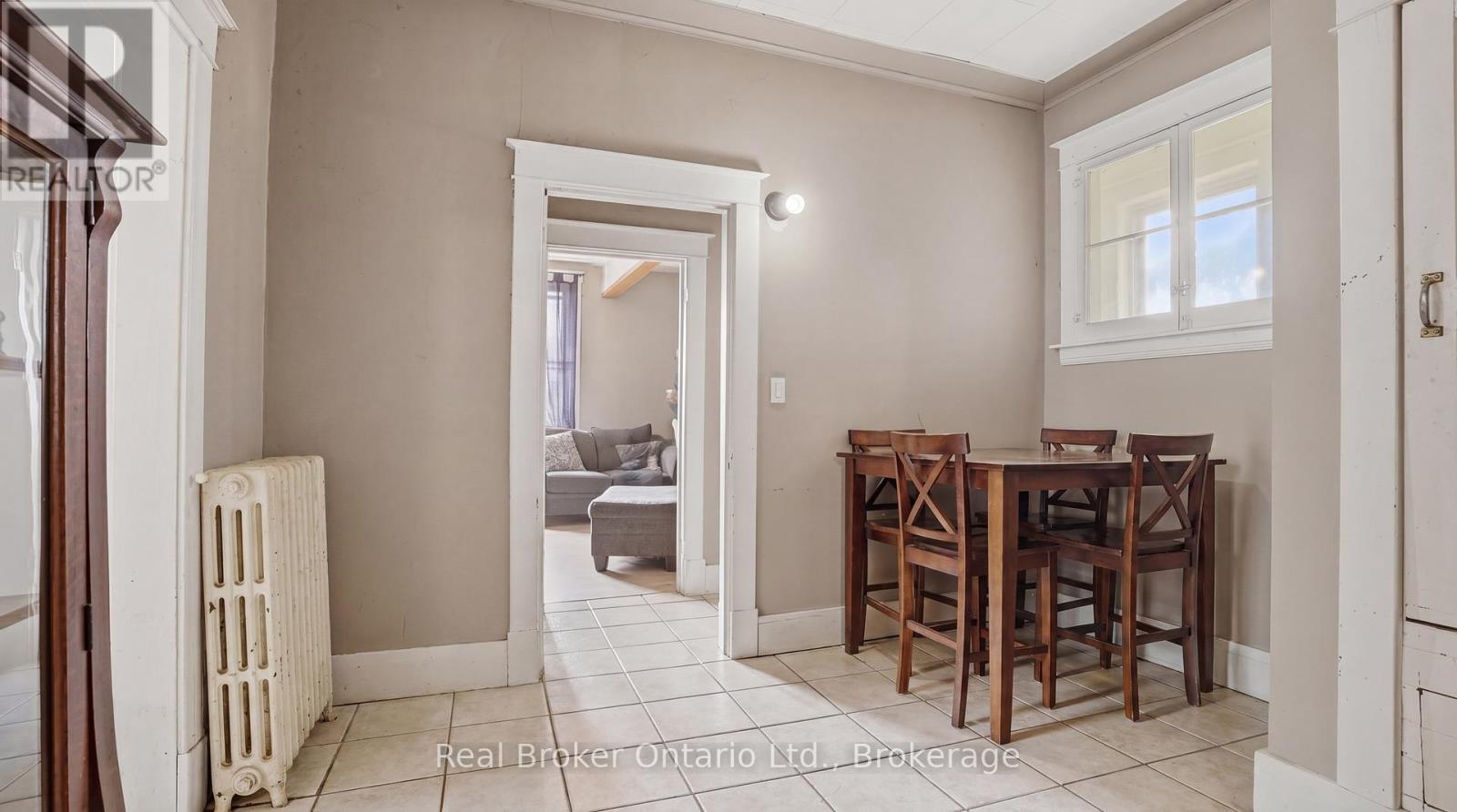 247 KING STREET - 16