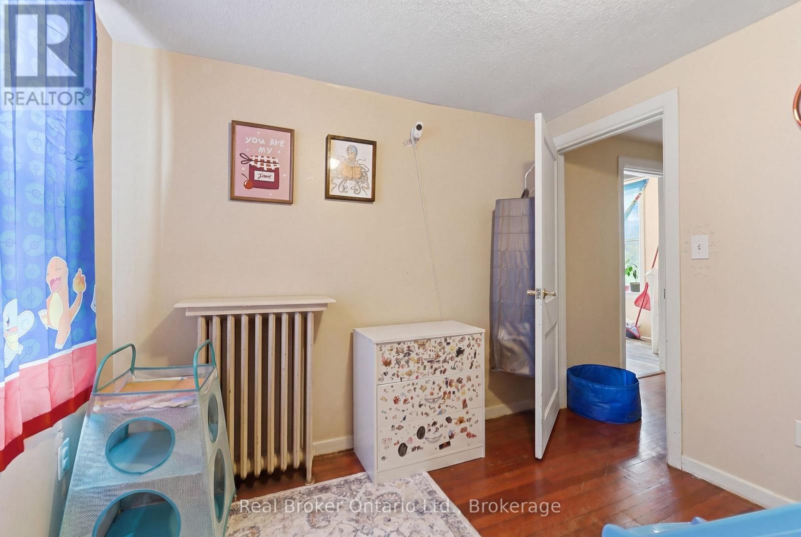 247 KING STREET - 25
