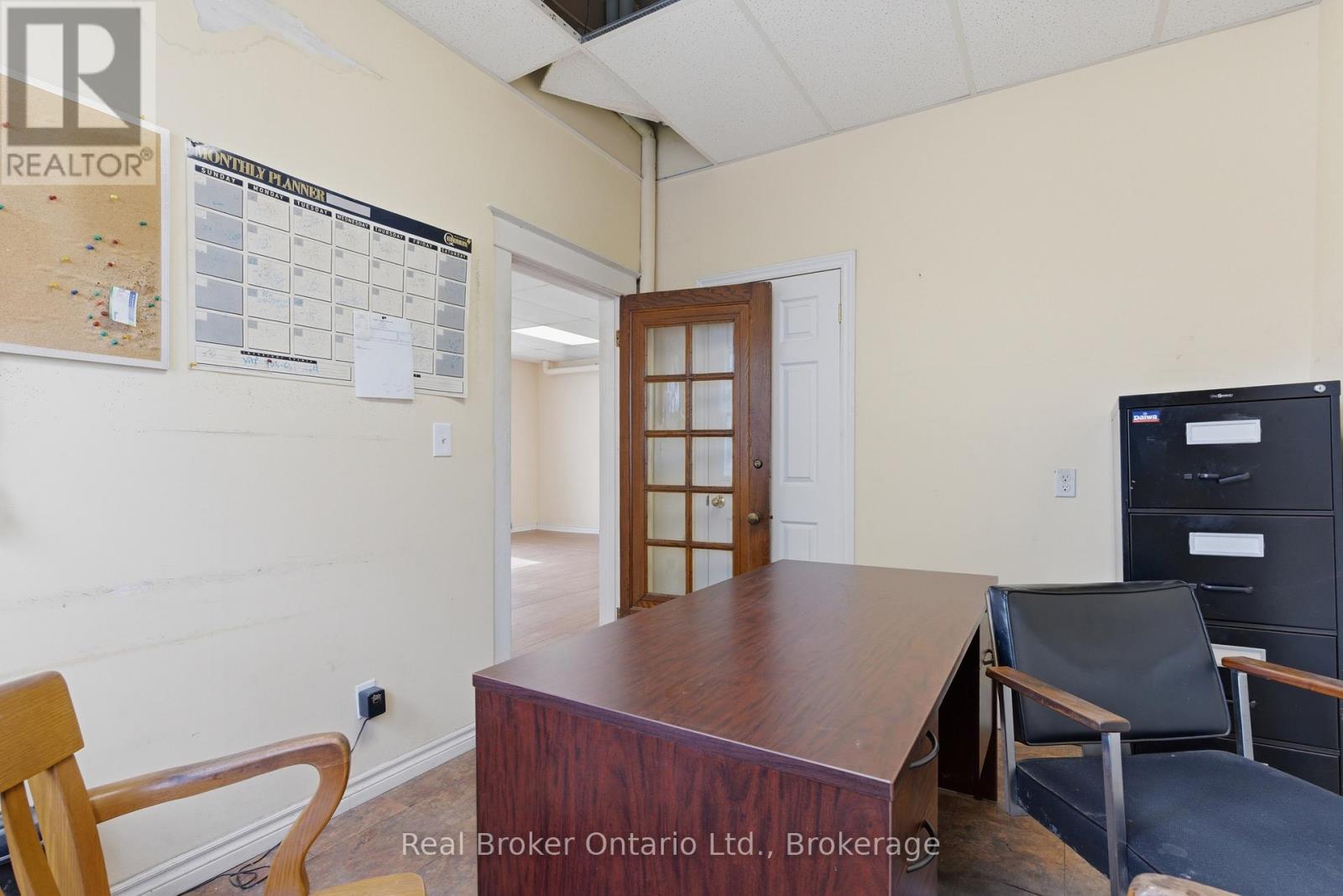 247 KING STREET - 4