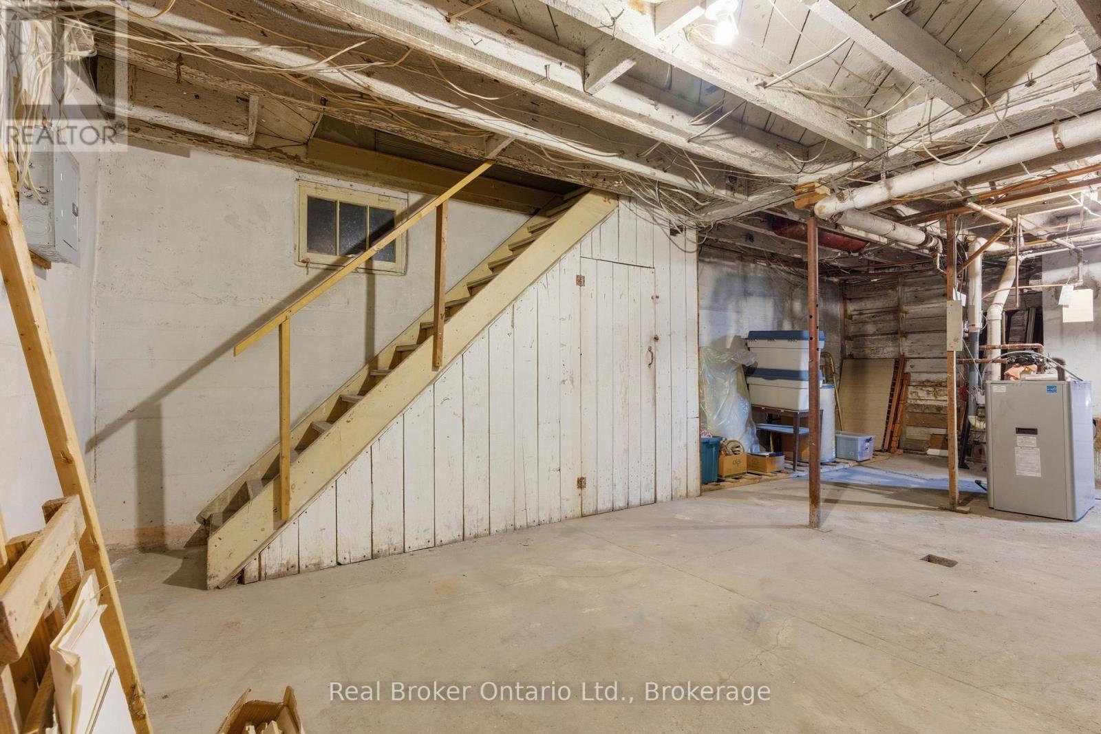 247 KING STREET - 41