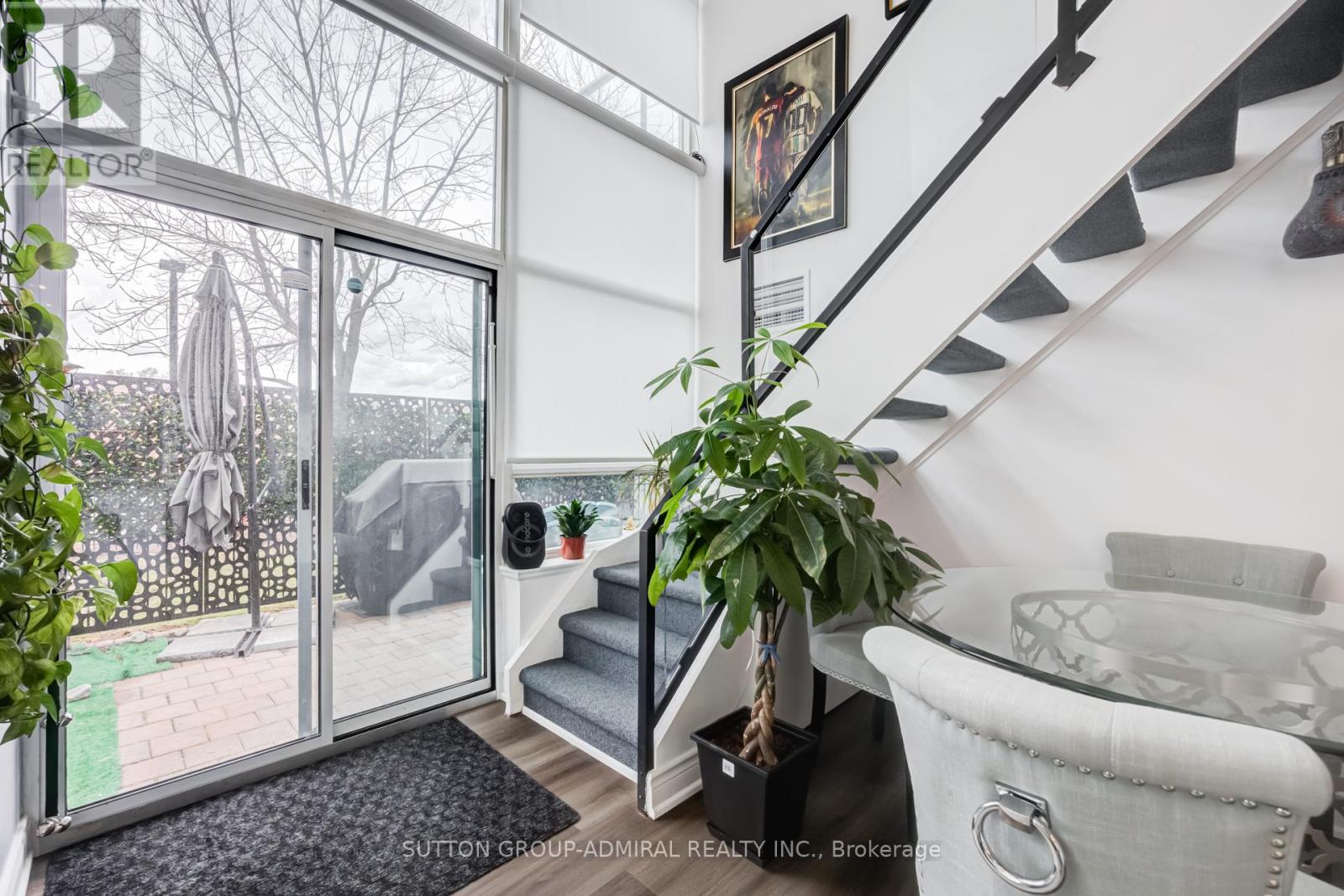 #119 200 MANITOBA STREET - 17