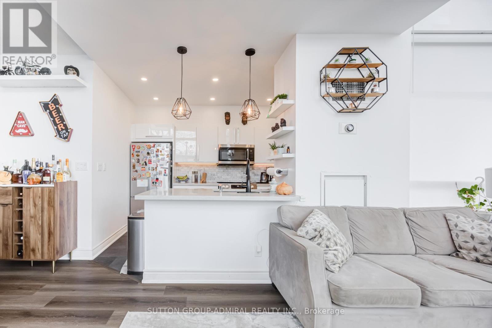 #119 200 MANITOBA STREET - 19