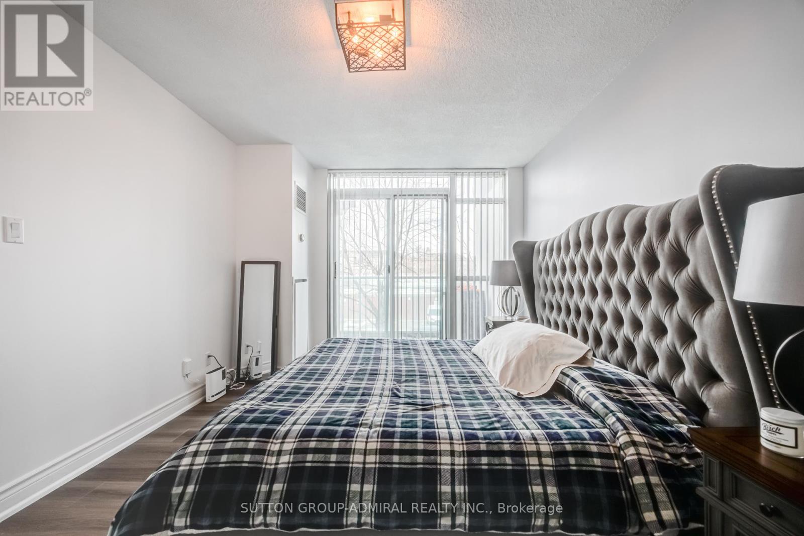 #119 200 MANITOBA STREET - 26