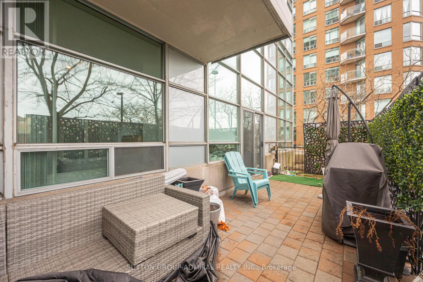 #119 200 MANITOBA STREET - 40