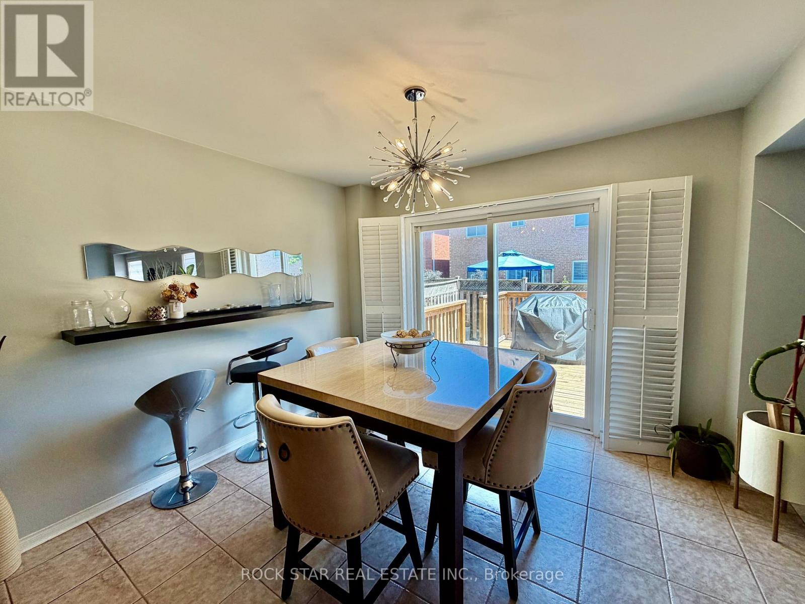 21 TRUDELLE CRESCENT - 11