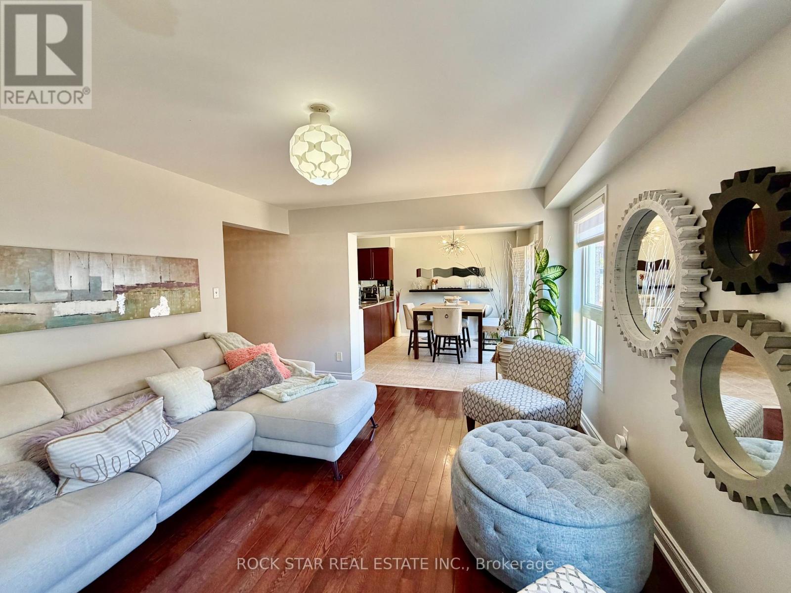 21 TRUDELLE CRESCENT - 15