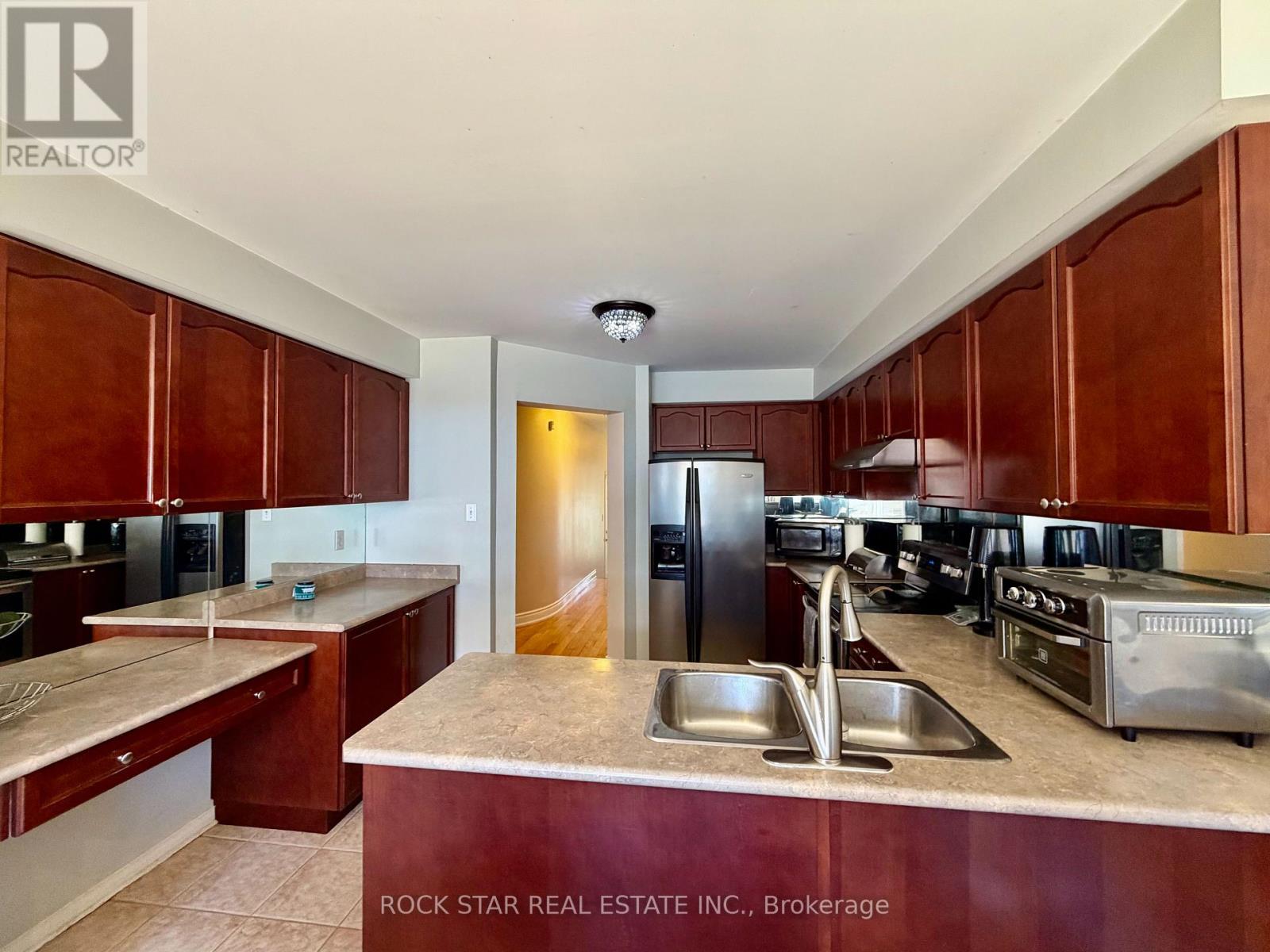 21 TRUDELLE CRESCENT - 8