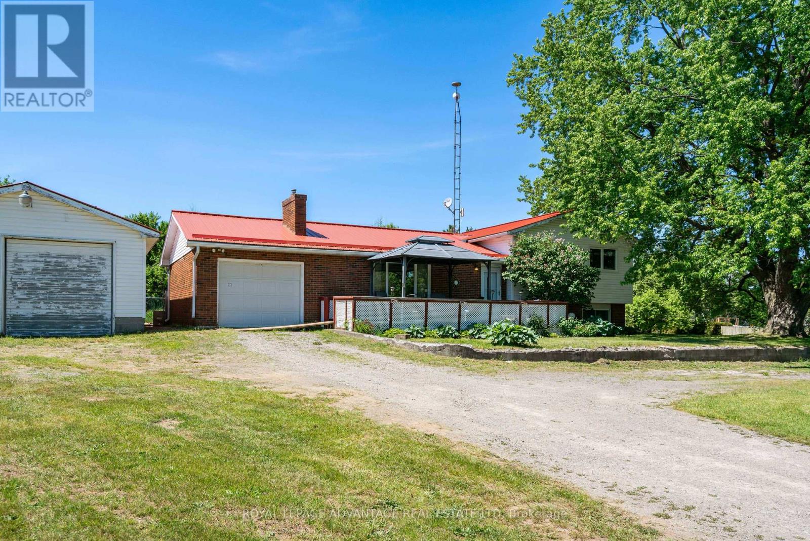 2564 2ND CONCESSION RD. ROAD - 24