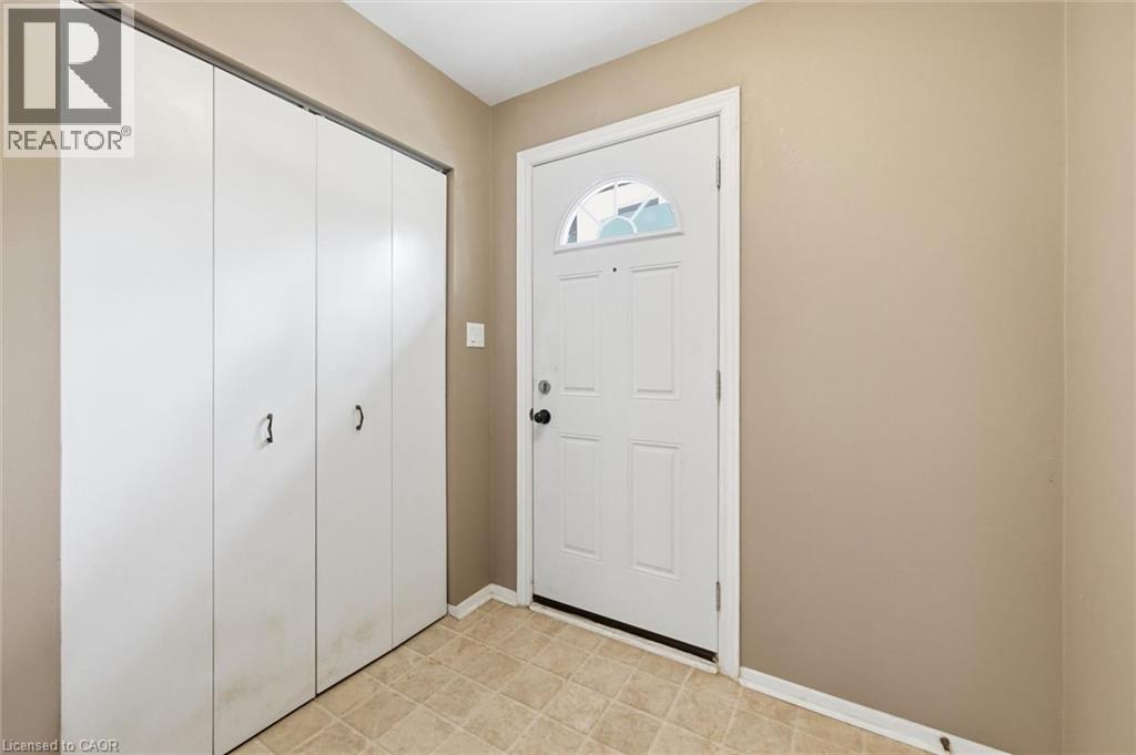 #107 5475 LAKESHORE Road - 3