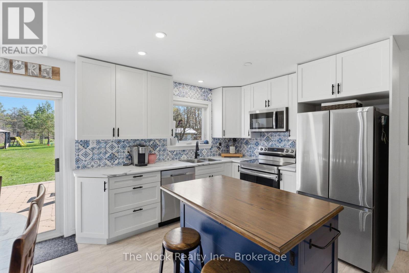 1545 CAMP LINE ROAD - 12