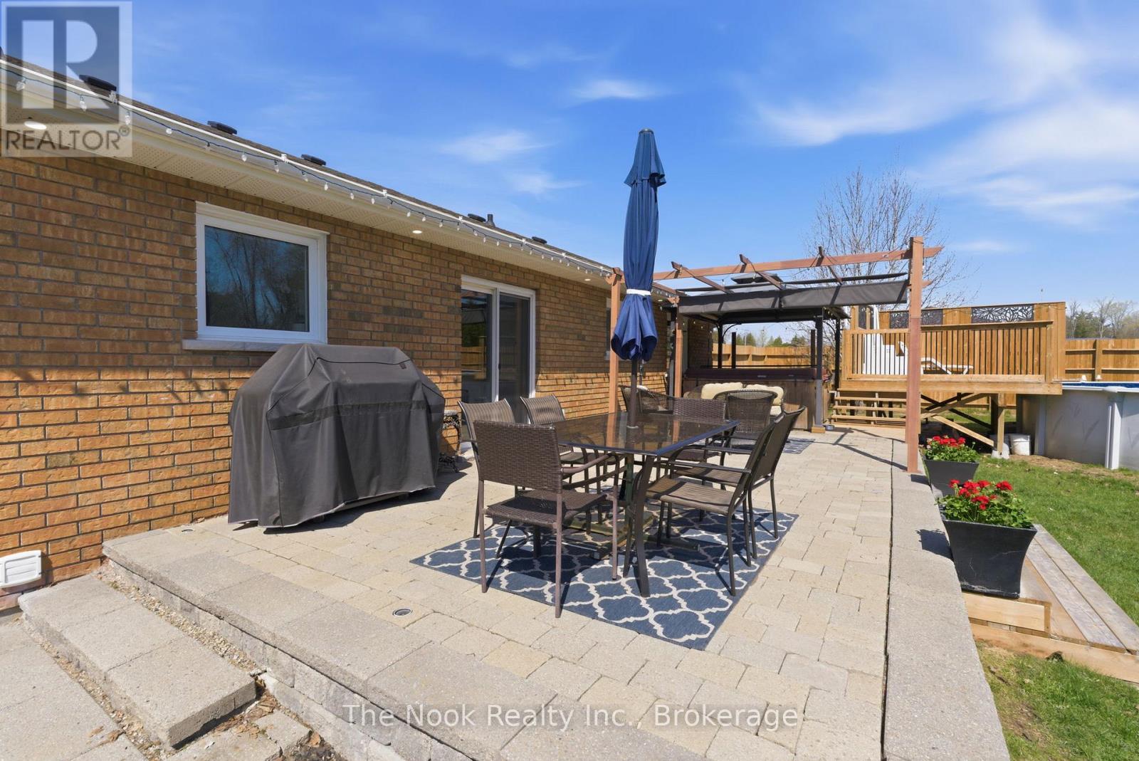 1545 CAMP LINE ROAD - 33