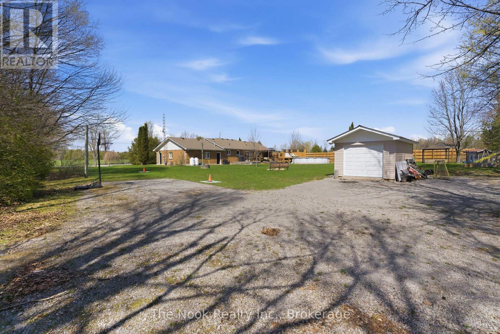 1545 CAMP LINE ROAD - 39