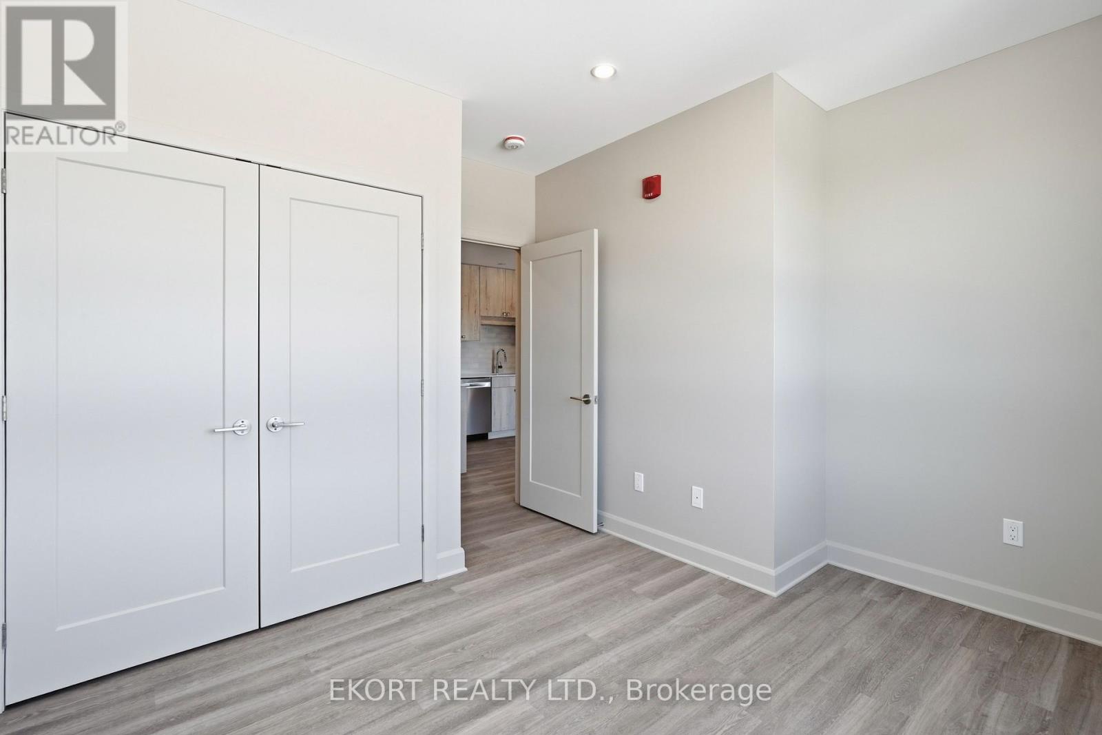 156a Wims Way — photo 8