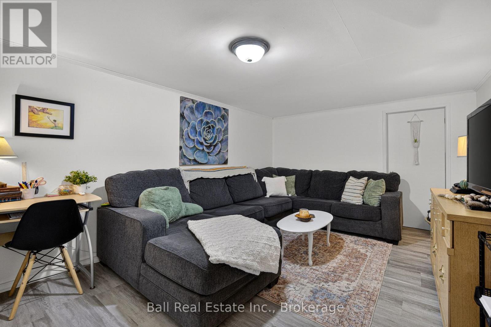 5 CHIPPEWA AVENUE - 20