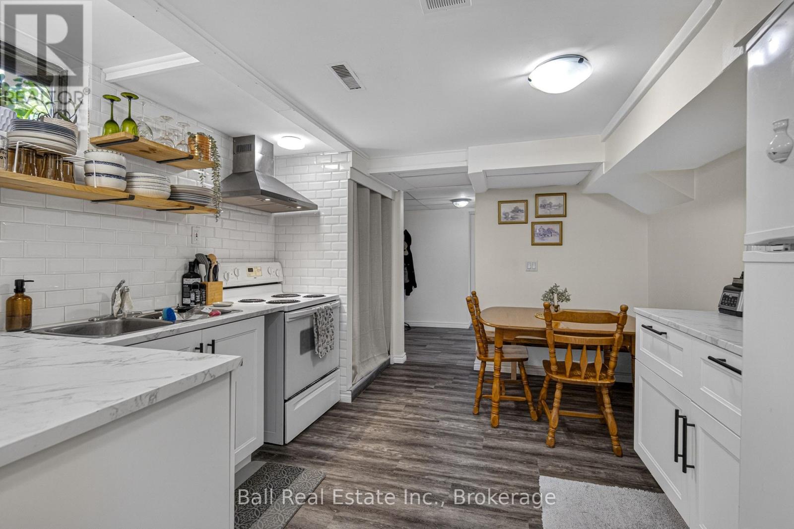 5 CHIPPEWA AVENUE - 25