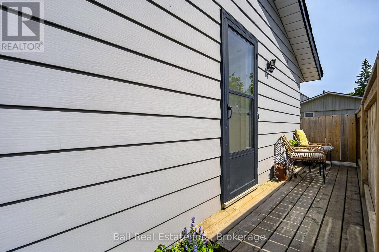 5 CHIPPEWA AVENUE - 31