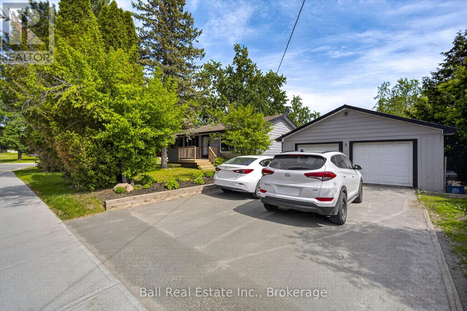 5 CHIPPEWA AVENUE - 37