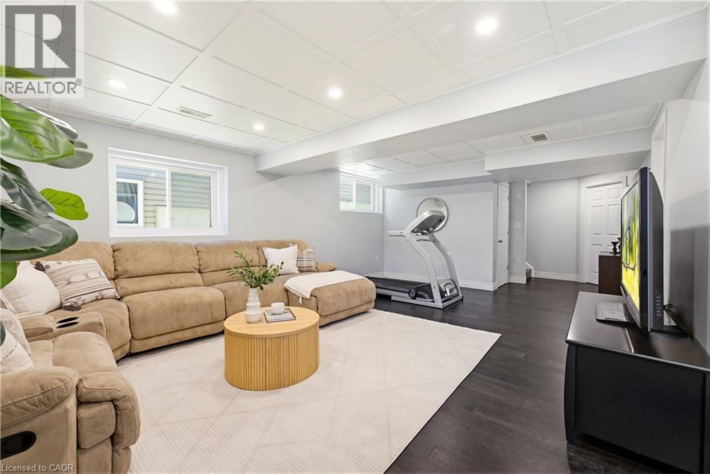 32 SORRENTO Street - 20