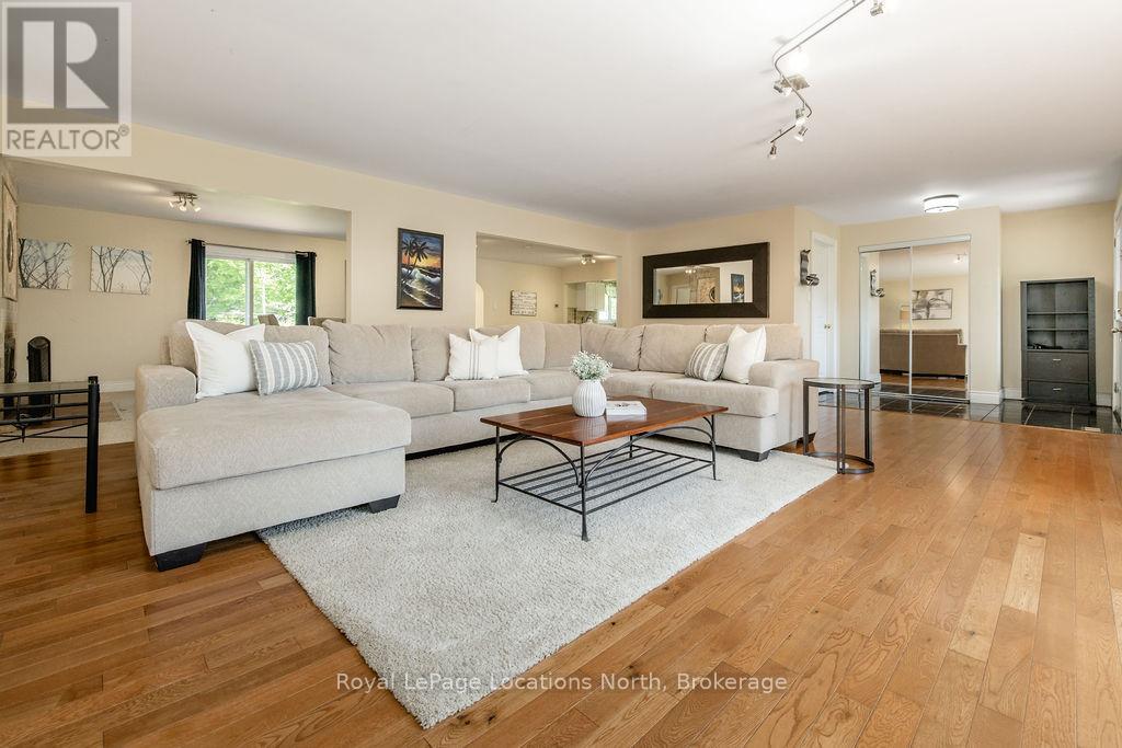 3934 LAKEVIEW ROAD - 11