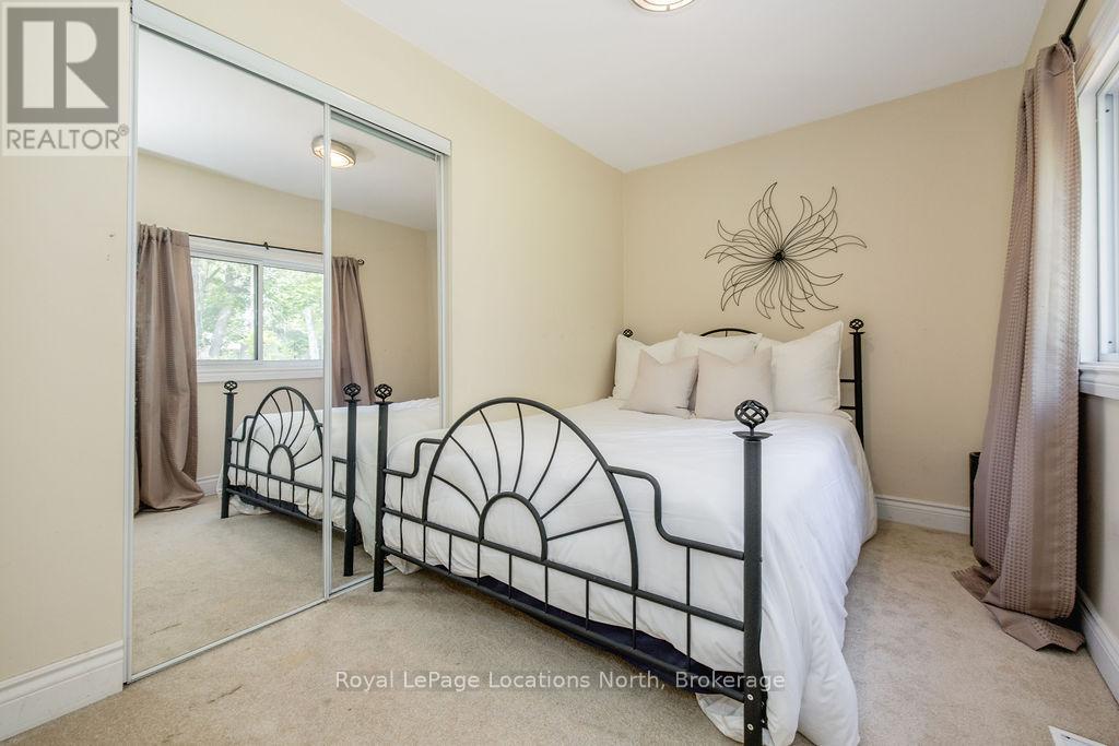 3934 LAKEVIEW ROAD - 24