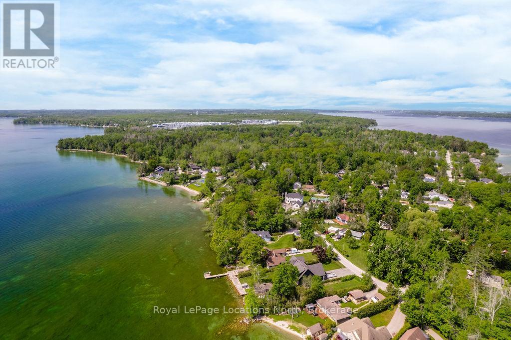 3934 LAKEVIEW ROAD - 35
