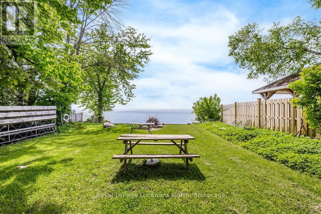 3934 LAKEVIEW ROAD - 38