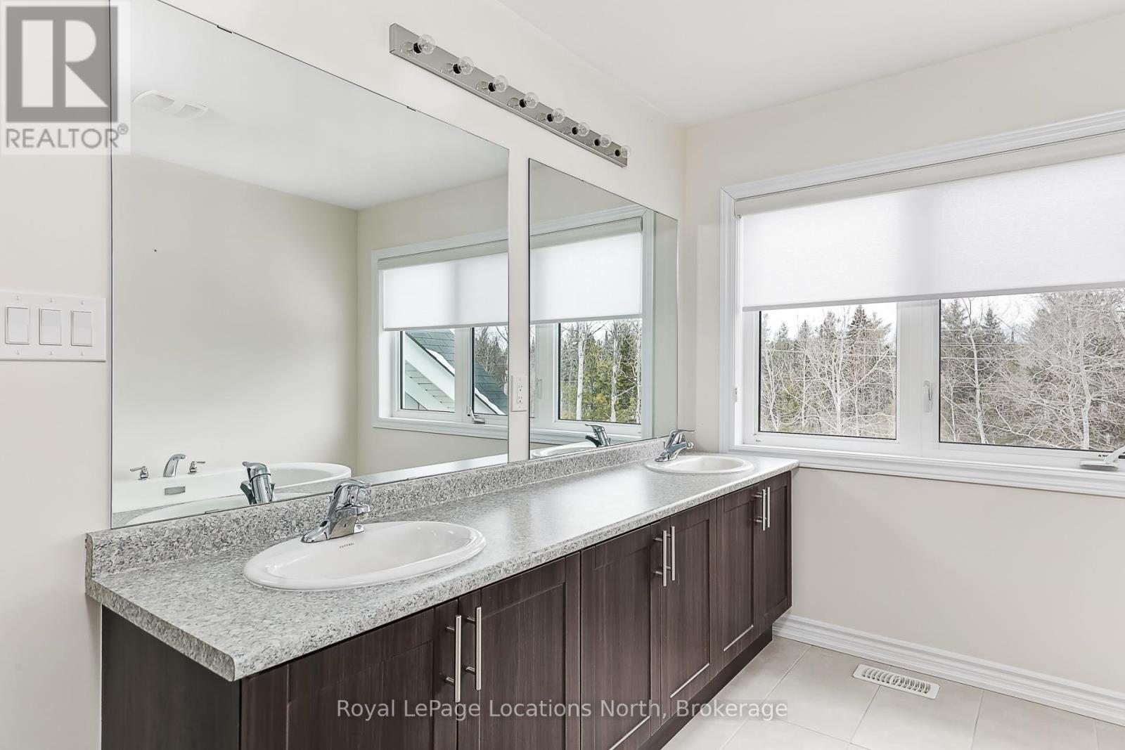 137 ALLEGRA DRIVE - 25
